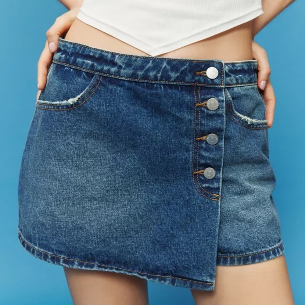 Denim Skort Waist 26, Urban DBG Asymmetrical Button Down